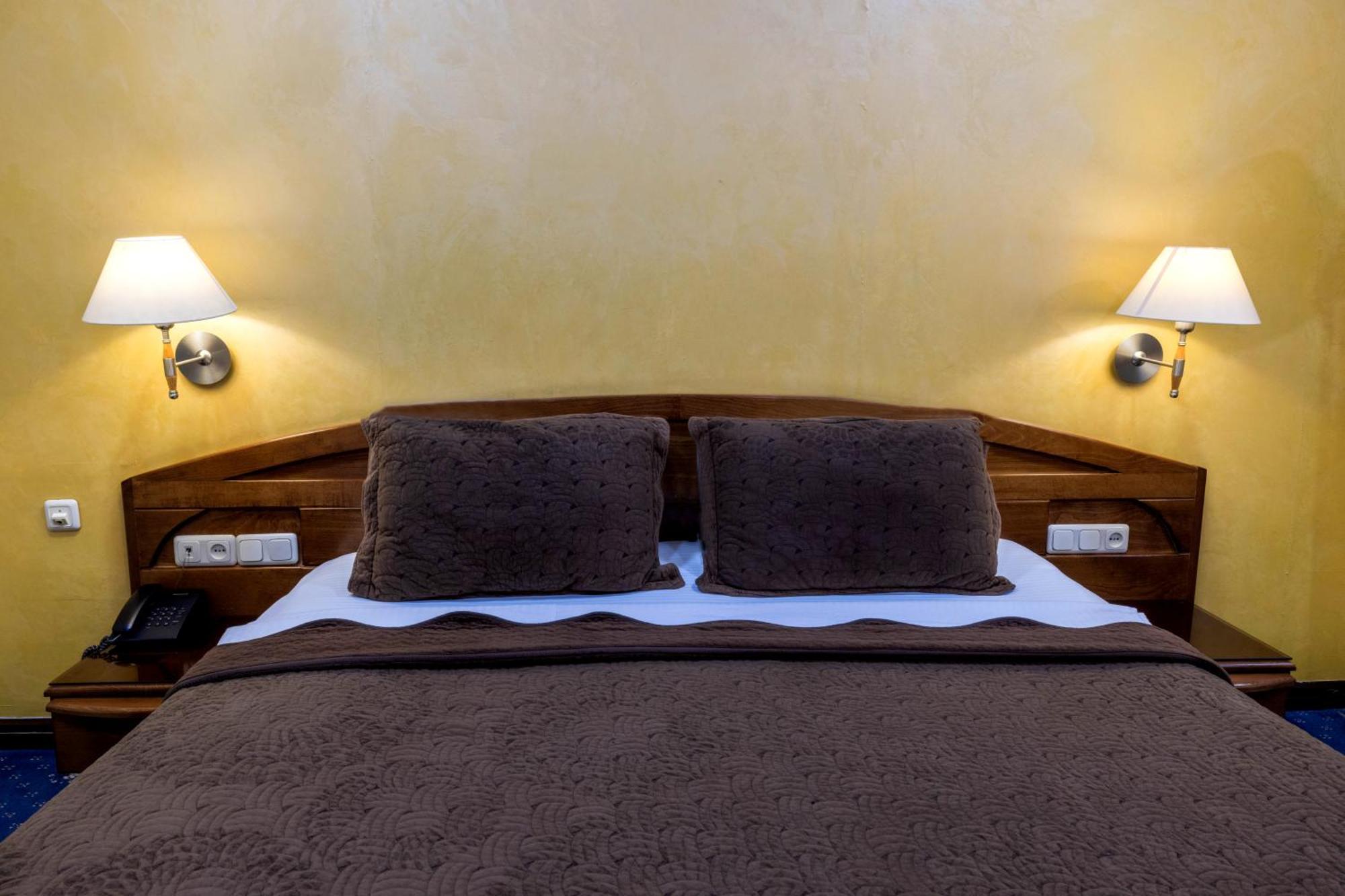 Ararat Hotel Jerevan Eksteriør billede